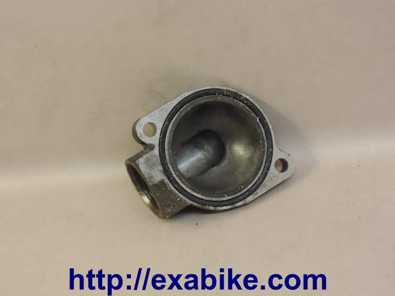 thermostat cover Honda VF 400 F - photo 2