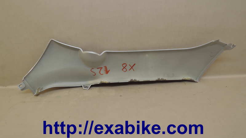cowling, lower right Piaggio 125 X8 - photo 2