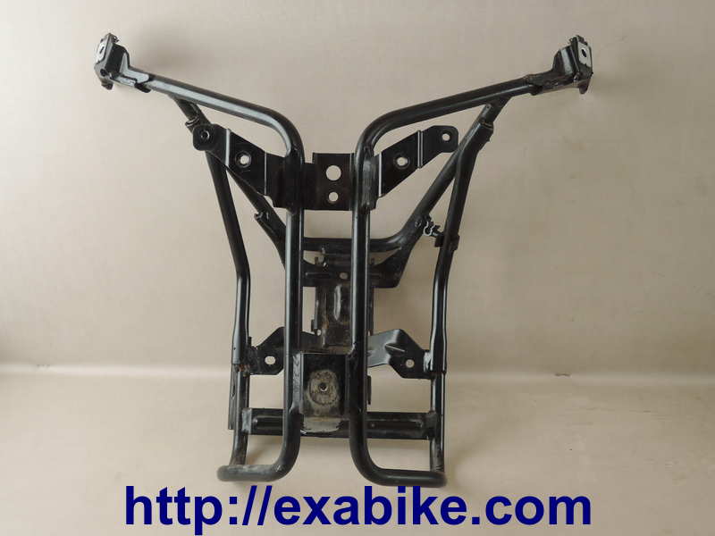 cowling bracket Peugeot 125 Satelis - photo 1
