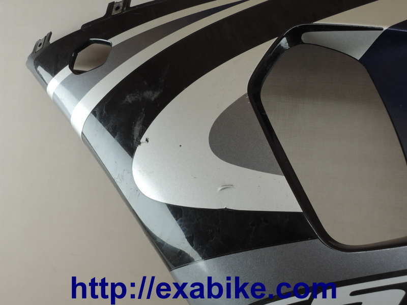 cowling, left Suzuki GSXR 750 - photo 2