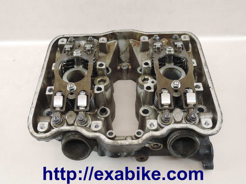 front cylinder head Honda VFR 750 - photo 3