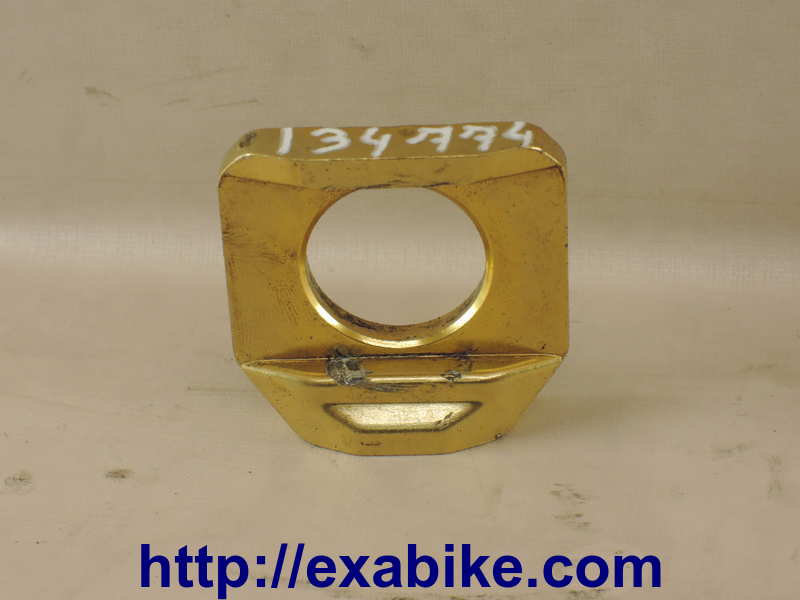 right chain adjuster Suzuki GSX 1340 B-KING - photo 1