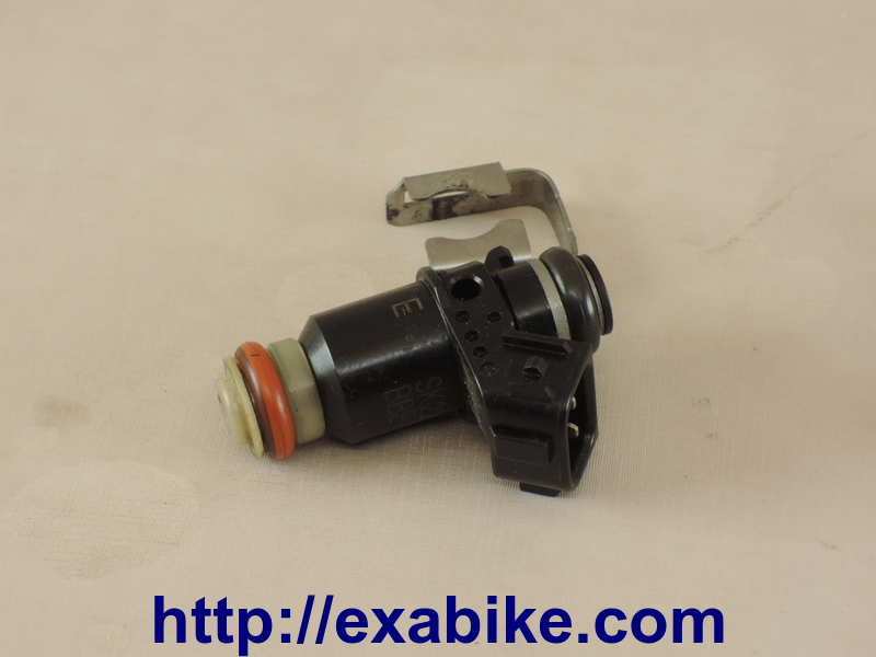 injector Triumph 1050 Sprint ST - photo 1