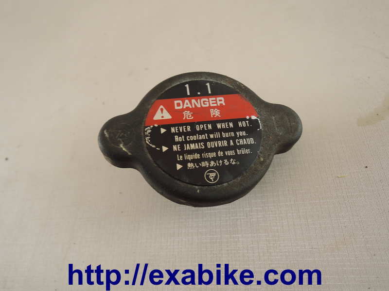 radiator cap Honda XL 1000 Varadero - photo 1