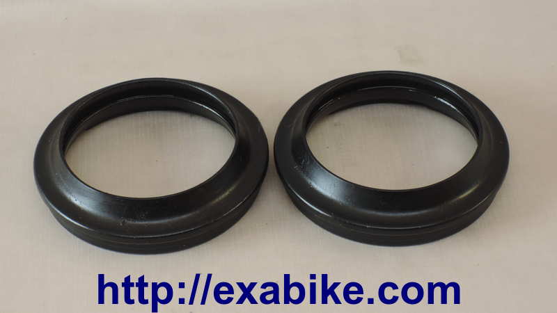 fork outside gasket Yamaha FJR 1300 - photo 1