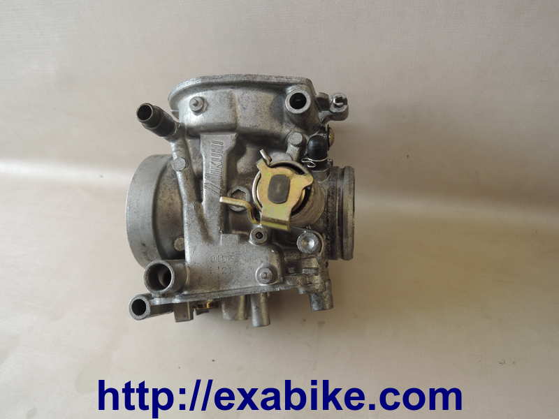carburetor body, left Suzuki GS 500 - photo 1