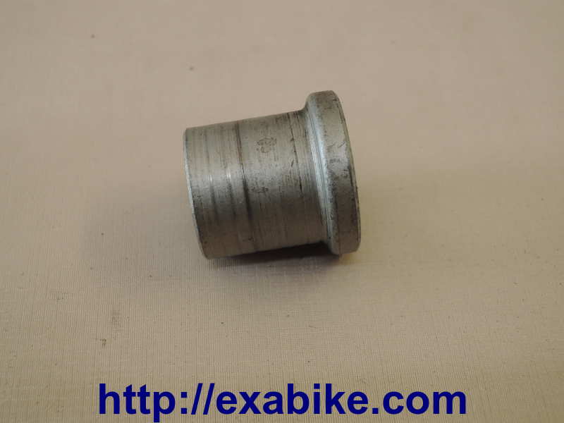 front wheel spacer Honda Varadero 125 - photo 1