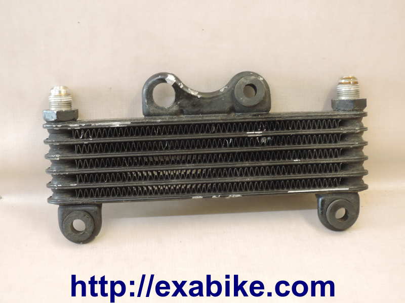 radiateur à huile Kawasaki GPZ 550 - photo 2