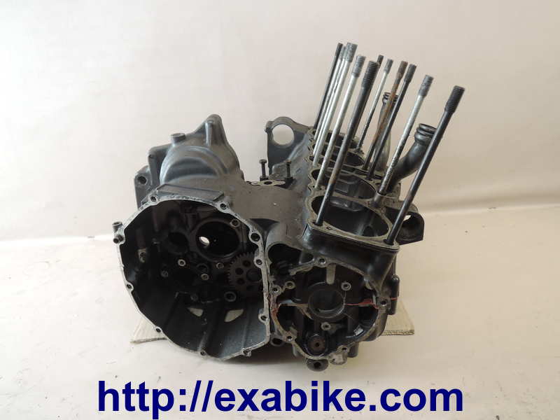 crankcase Suzuki GSXR 1100 - photo 1