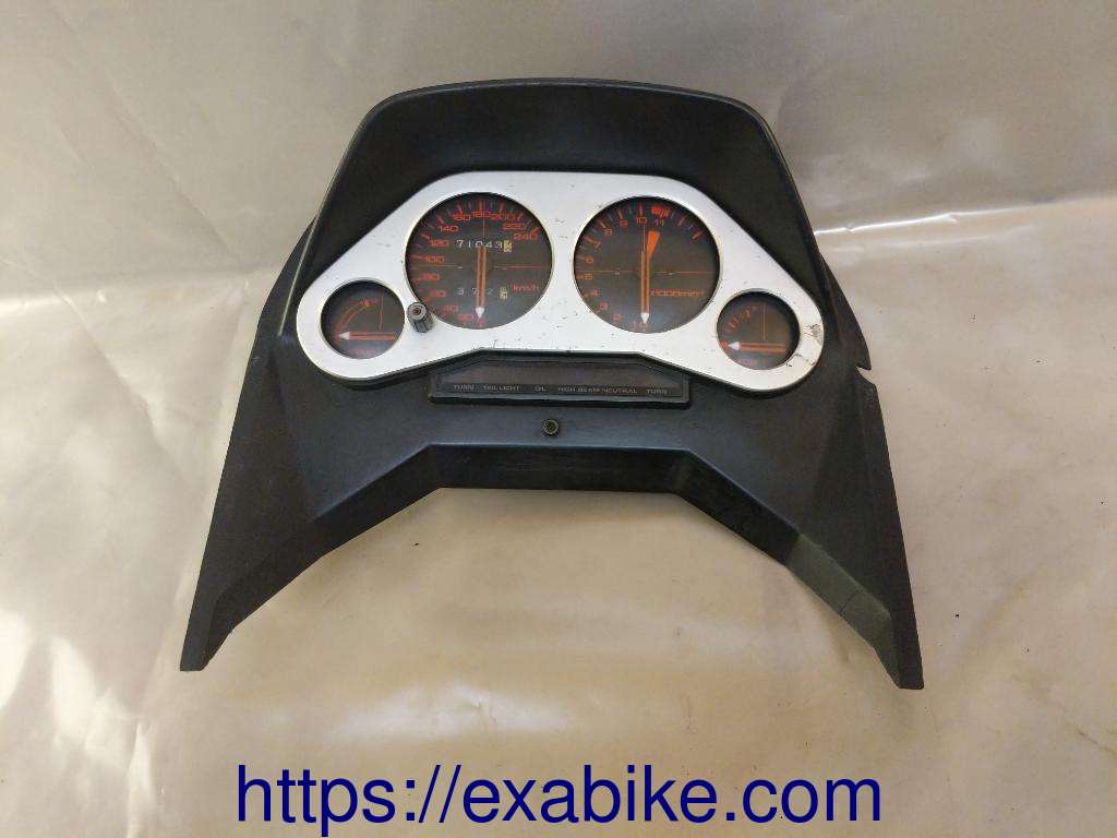 dashboard Honda VF750F - photo 1