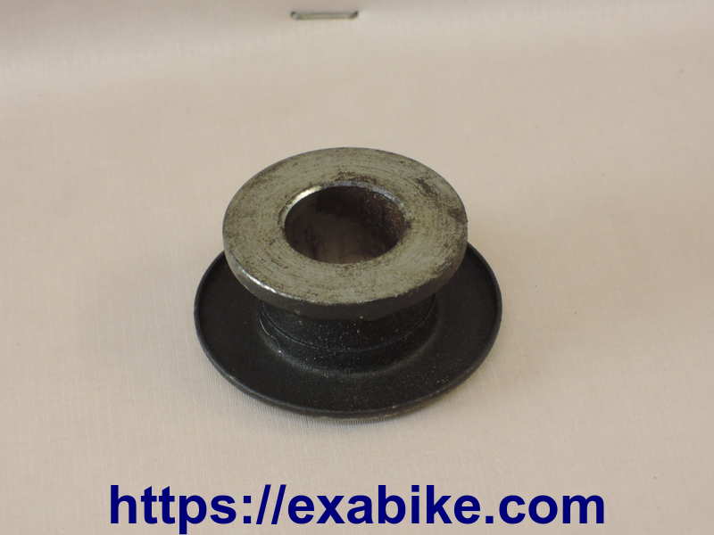 wheel spacer, rear Suzuki VX 800 - photo 1
