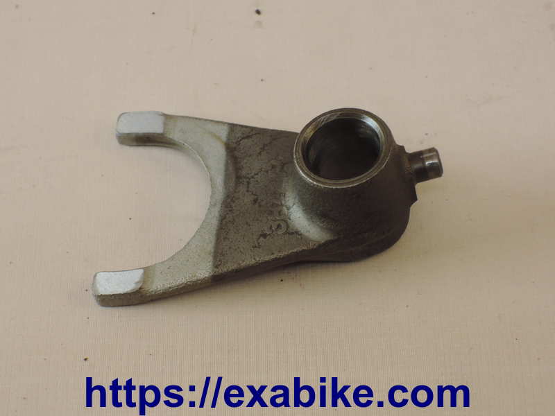 gear shifting fork Suzuki VX 800 - photo 1