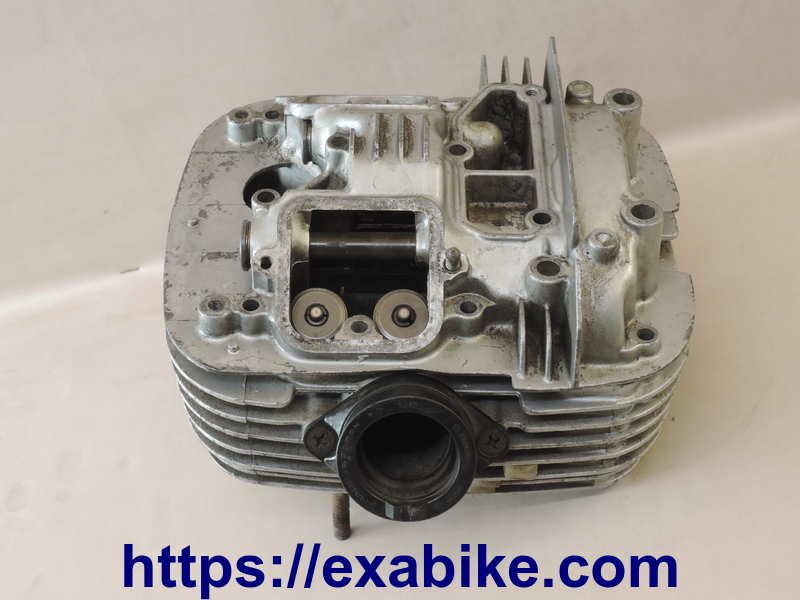 culasse arrière Suzuki Intruder 750 - photo 1
