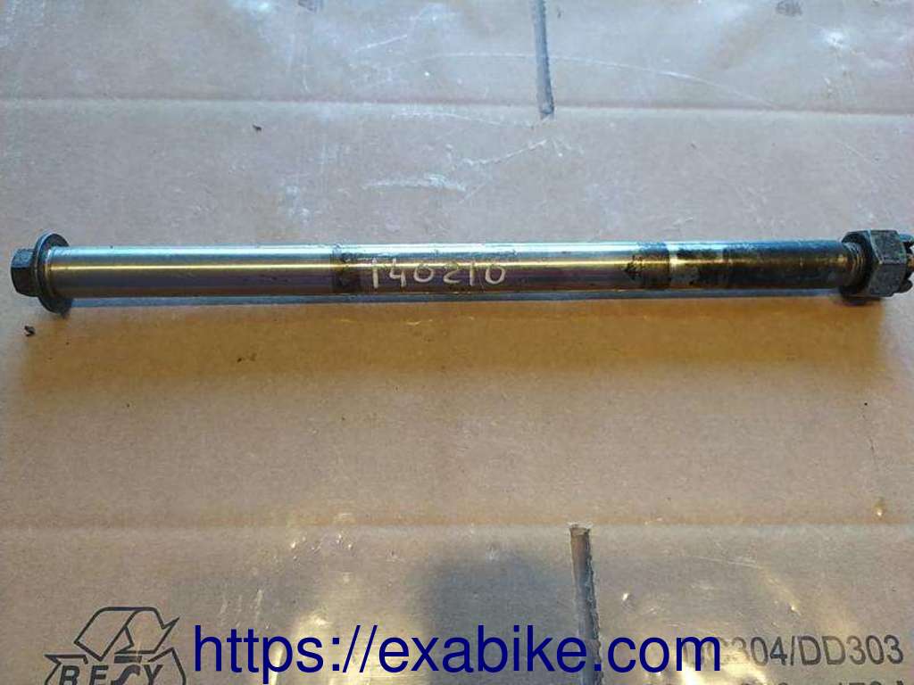 axe de roue arrière Kawasaki VN 1500 - photo 1
