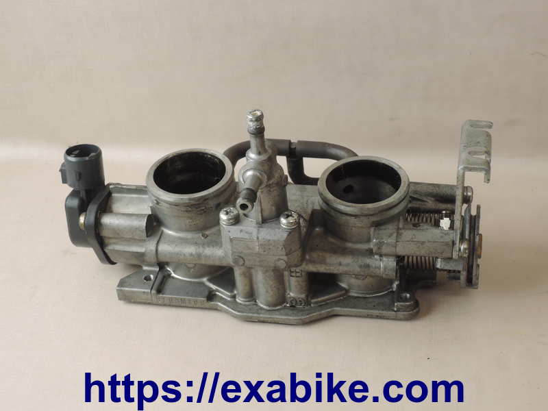 throttle body Honda FSC 600 Silverwing - photo 2