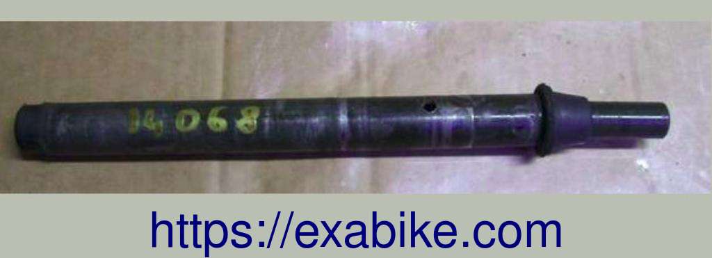 1/2 left handlebars Suzuki RG 125 - photo 1
