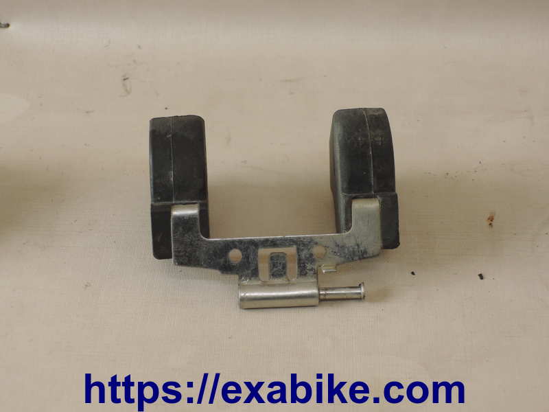 carburetor float Yamaha XJR 1200 - photo 1
