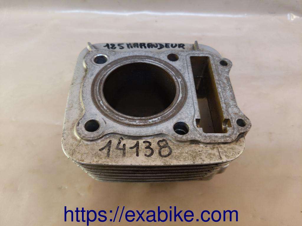 cylinder Suzuki Marauder 125 - photo 1