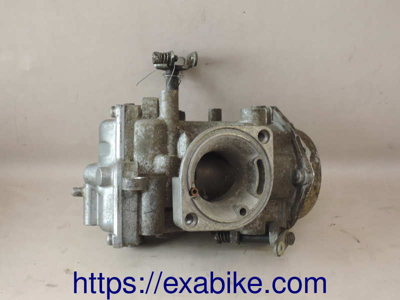 carburetor, rear left Honda VFS 750 - photo 1