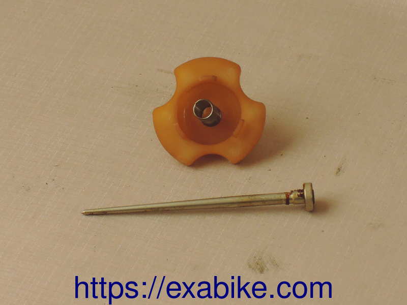 carburetor needle Honda VF750F - photo 1