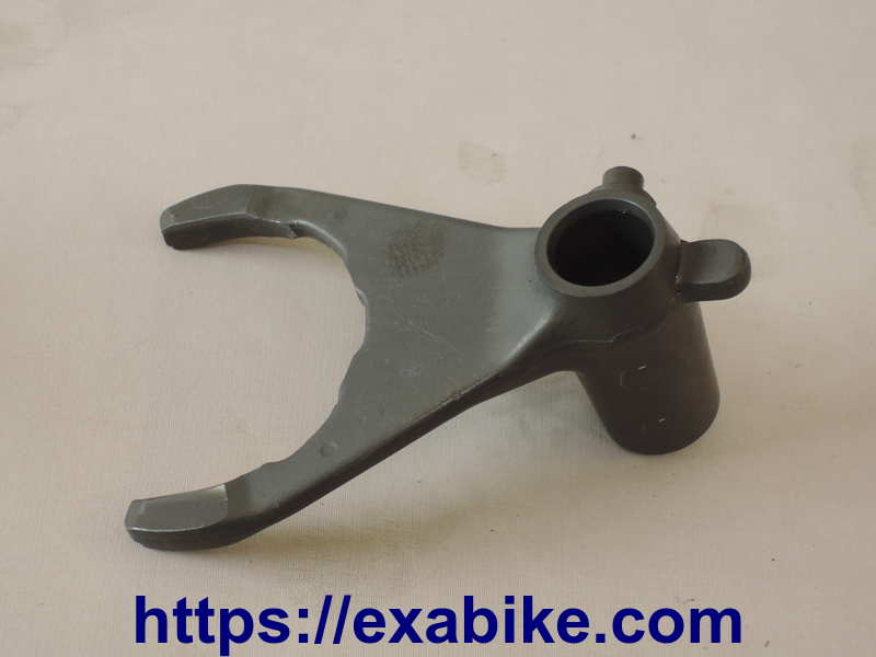 fourchette de boite BMW R850R - photo 1
