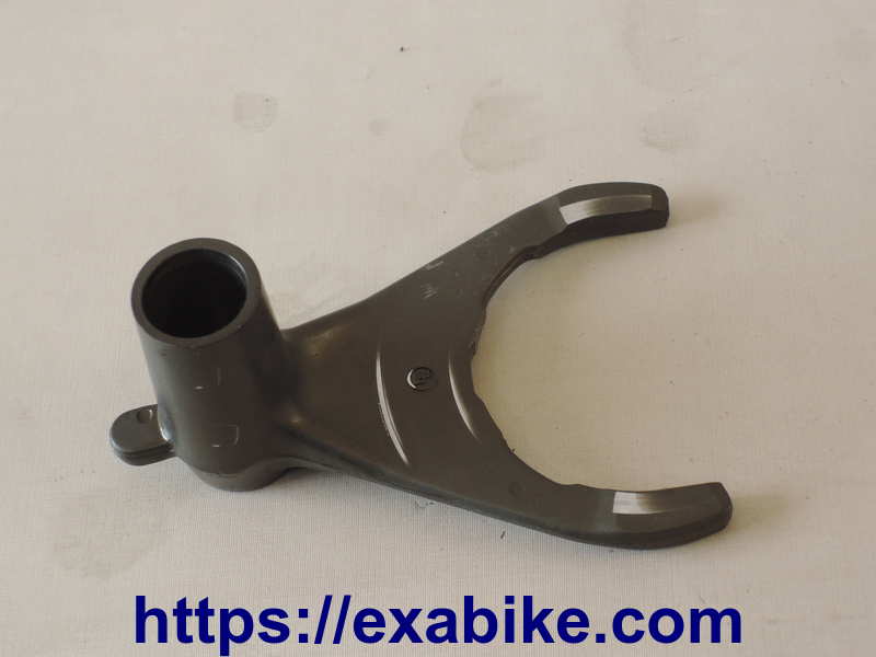 fourchette de boite BMW R850R - photo 2