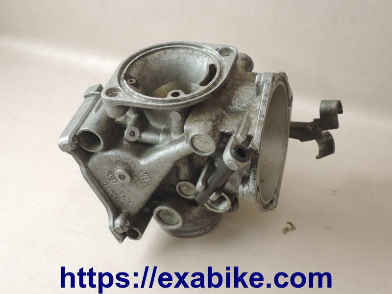 carburetor Honda VF750F - photo 2