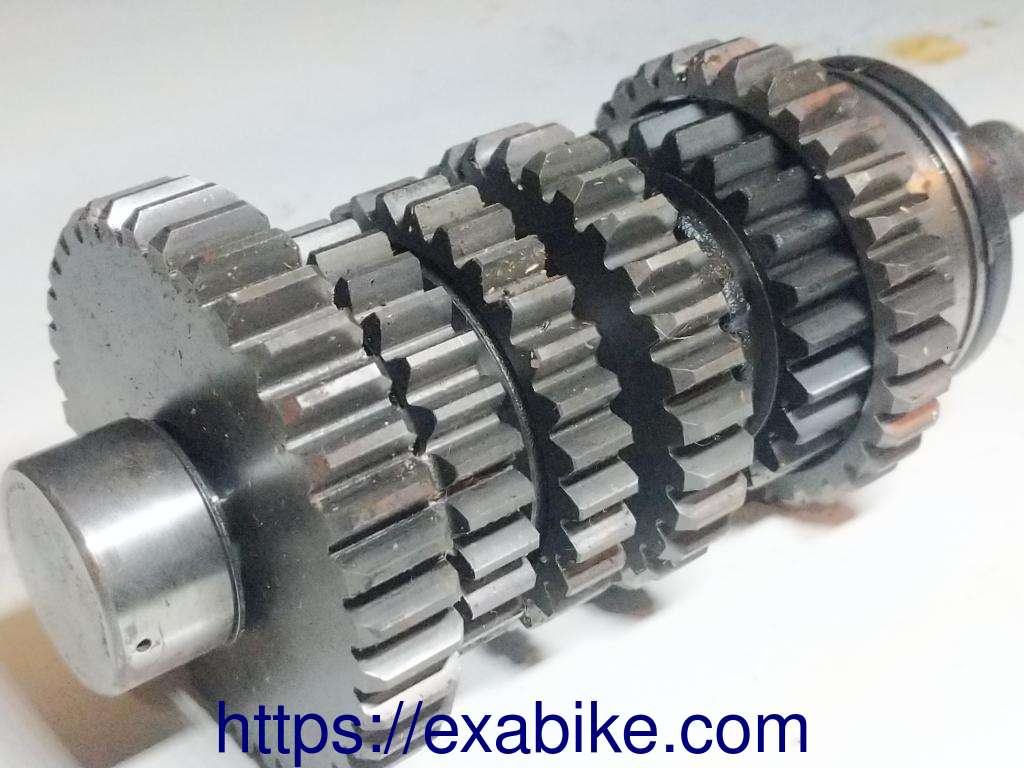 secondary shaft Suzuki GSXR 750 - photo 2