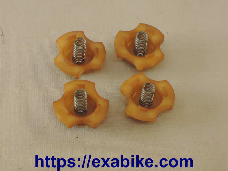 needle plates Honda CBX 550 - photo 1