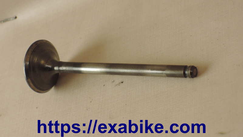 soupape d'échappement Honda VF1000F - photo 1
