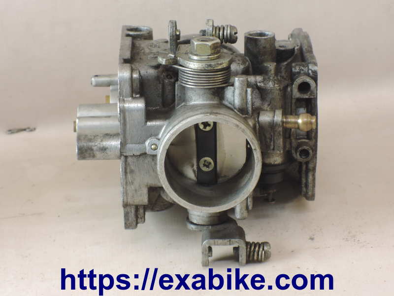 carburetor N°3 Suzuki 600 Bandit - photo 1