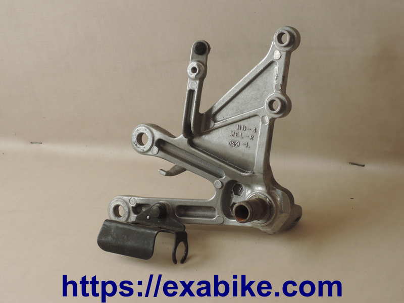 footrest bracket, front right Honda CBR1000RR - photo 2