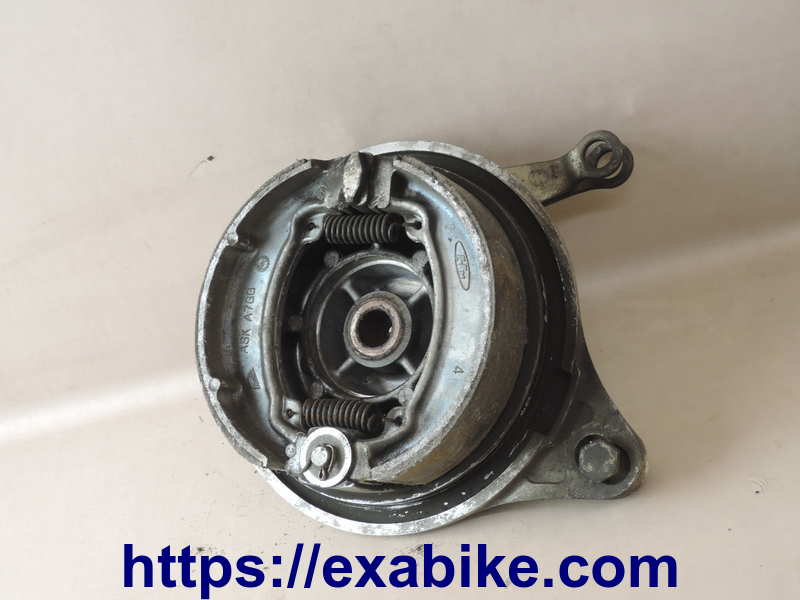 rear brake panel Honda CMT 125 - photo 2