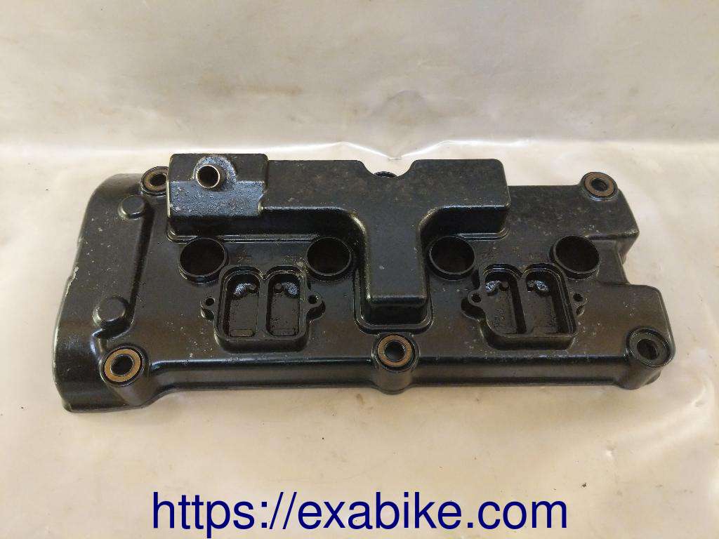 cylinder head cover Honda CBR 1100 XX - photo 1