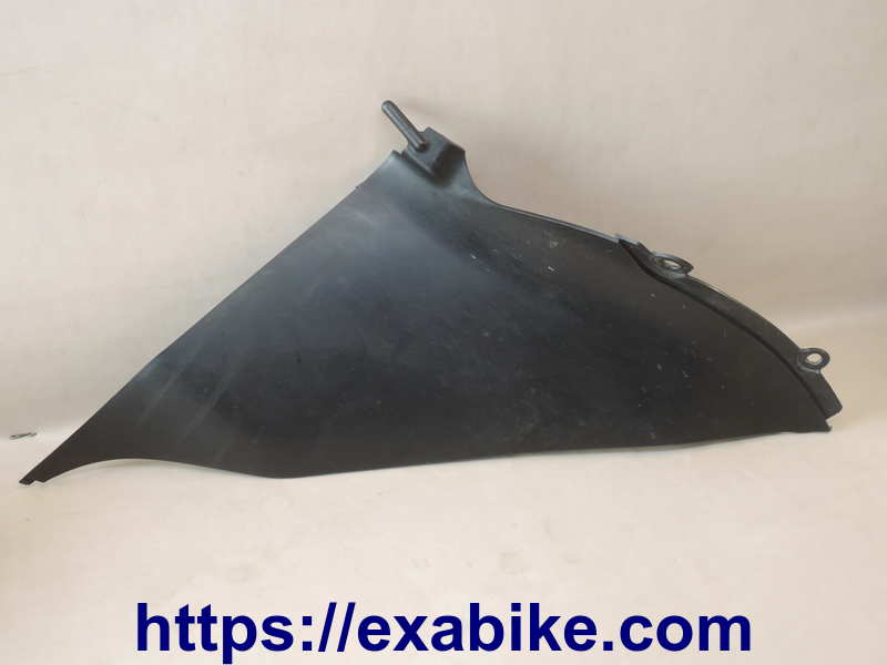 interieur gauche Suzuki GSXR 750 - photo 1