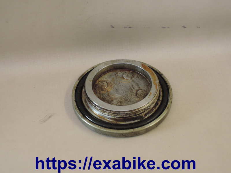 crankcase cap Honda GL 1800 - photo 2
