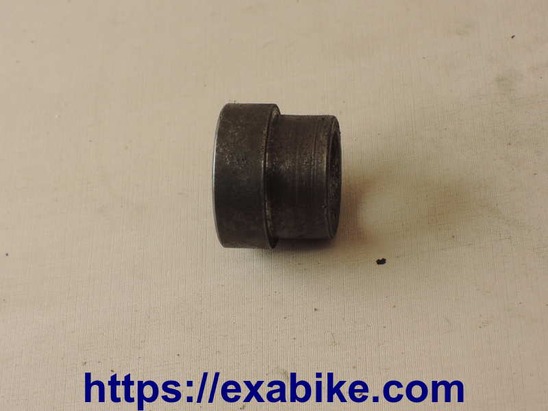 front wheel spacer Yamaha XJ 900 - photo 1