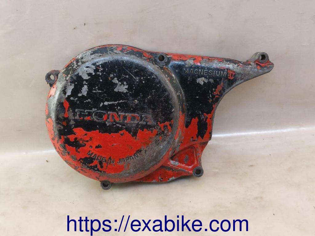 couvercle moteur gauche Honda modele a identifier - photo 1