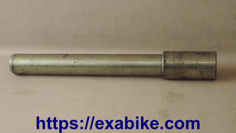 front wheel axle Voir la photo ou référence modele a identifier - photo 1