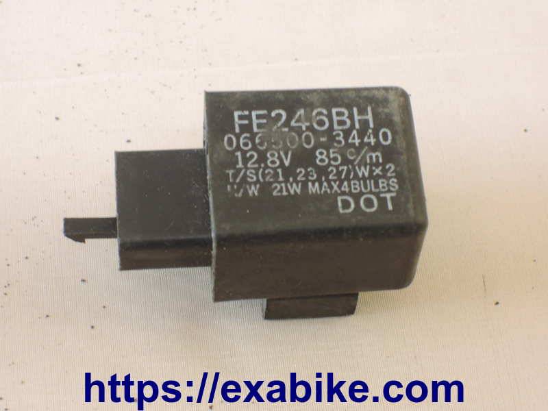 turn signal relay Honda CBR1000RR - photo 1