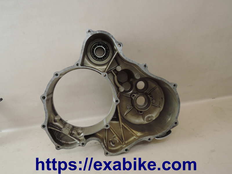 couvercle moteur arrière Honda GL 1000 - photo 2