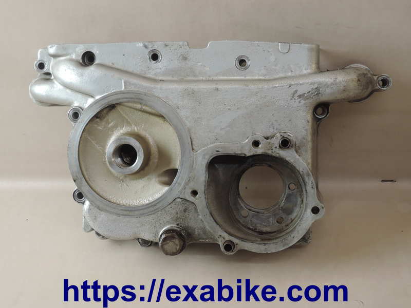 couvercle moteur avant Honda GL 1000 - photo 1