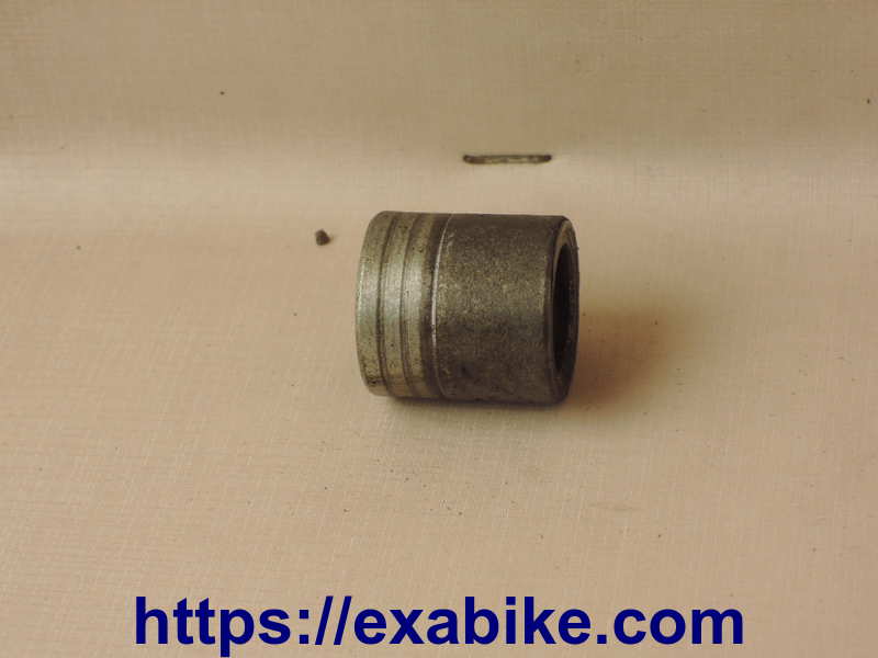 front wheel spacer Honda GL 1000 - photo 1