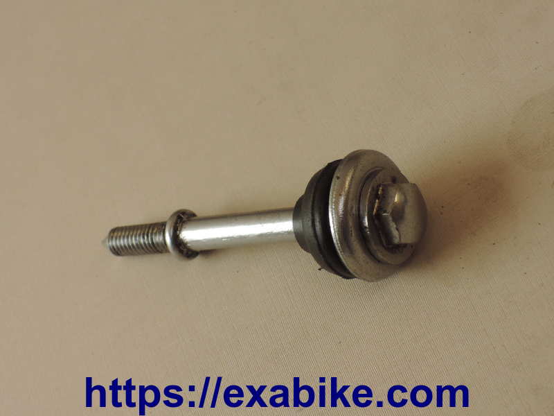 cylinder head cover screw Honda GL 1000 - photo 1
