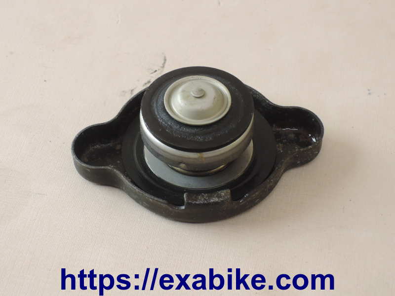 bouchon de radiateur Suzuki DL 1000 V-Strom - photo 2