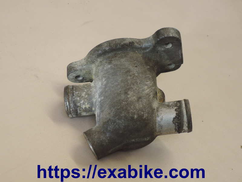 thermostat case Suzuki DL 1000 V-Strom - photo 2