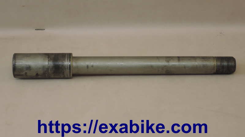 front wheel axle Suzuki DL 1000 V-Strom - photo 1