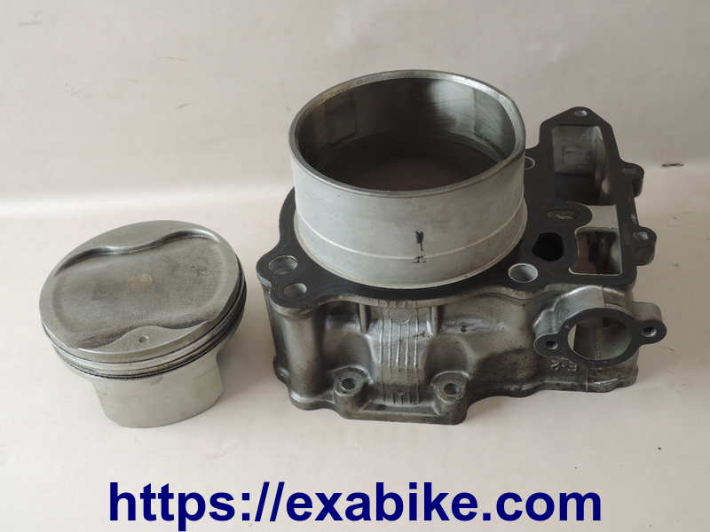 front cylinder Suzuki DL 1000 V-Strom - photo 2