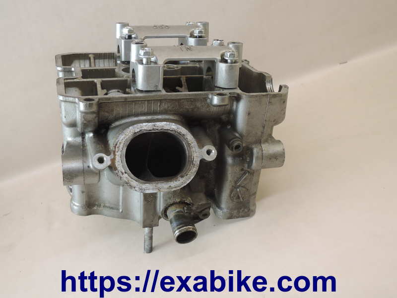 front cylinder head Suzuki DL 1000 V-Strom - photo 1