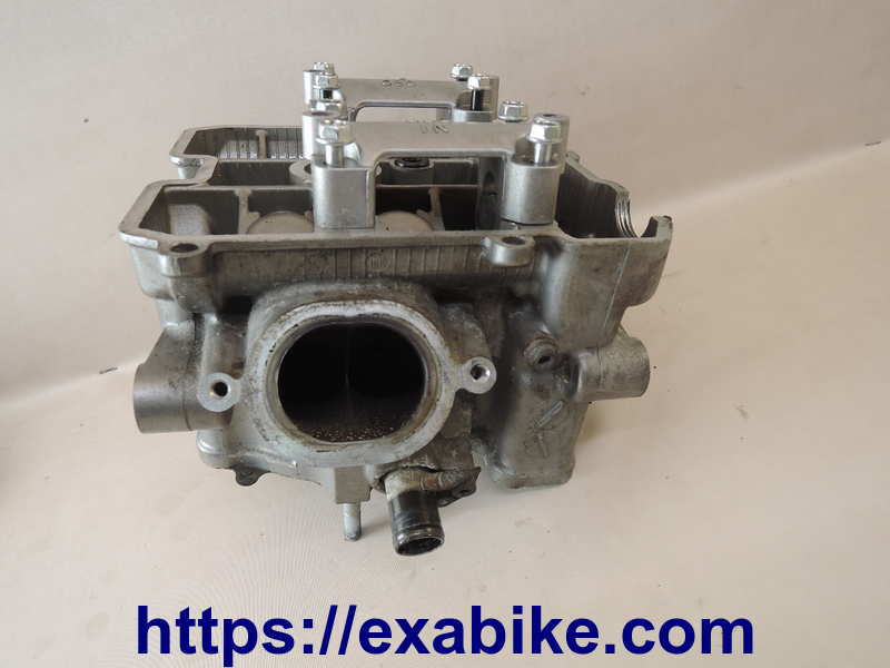 rear cylinder head Suzuki DL 1000 V-Strom - photo 1